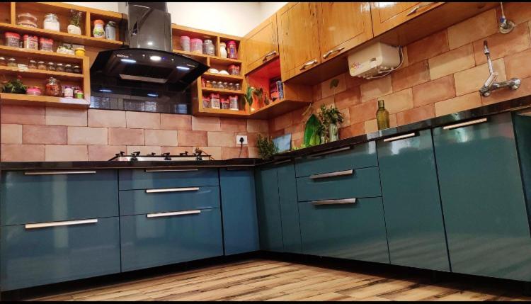 Entire Craftsman House With 2 Bedrooms Kitchen And More Raipur  Exterior photo