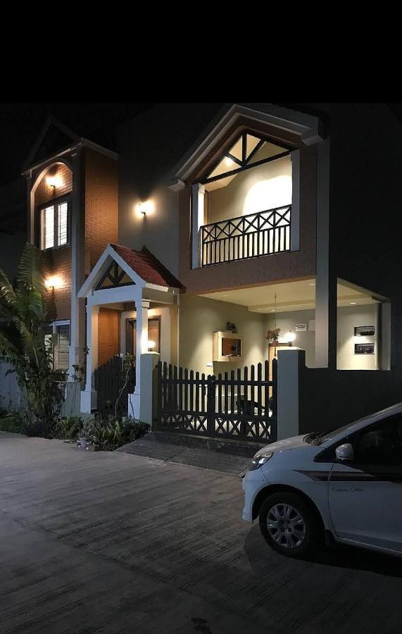 Entire Craftsman House With 2 Bedrooms Kitchen And More Raipur  Exterior photo